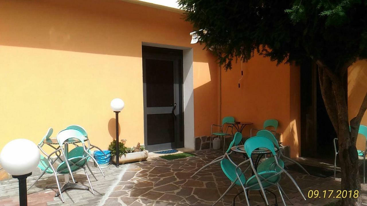 B&B Madau Samugheo Экстерьер фото